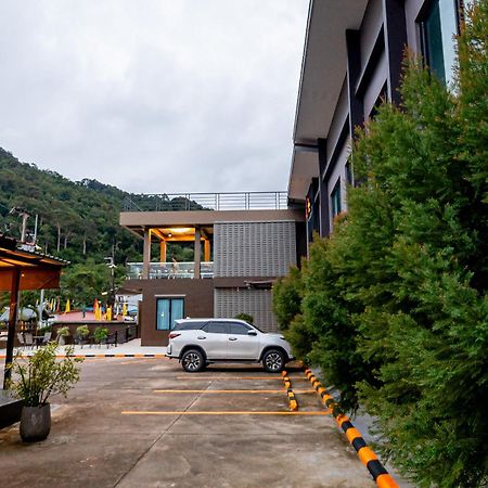 TOBEDzZ HOTEL Ranong Ngoại thất bức ảnh