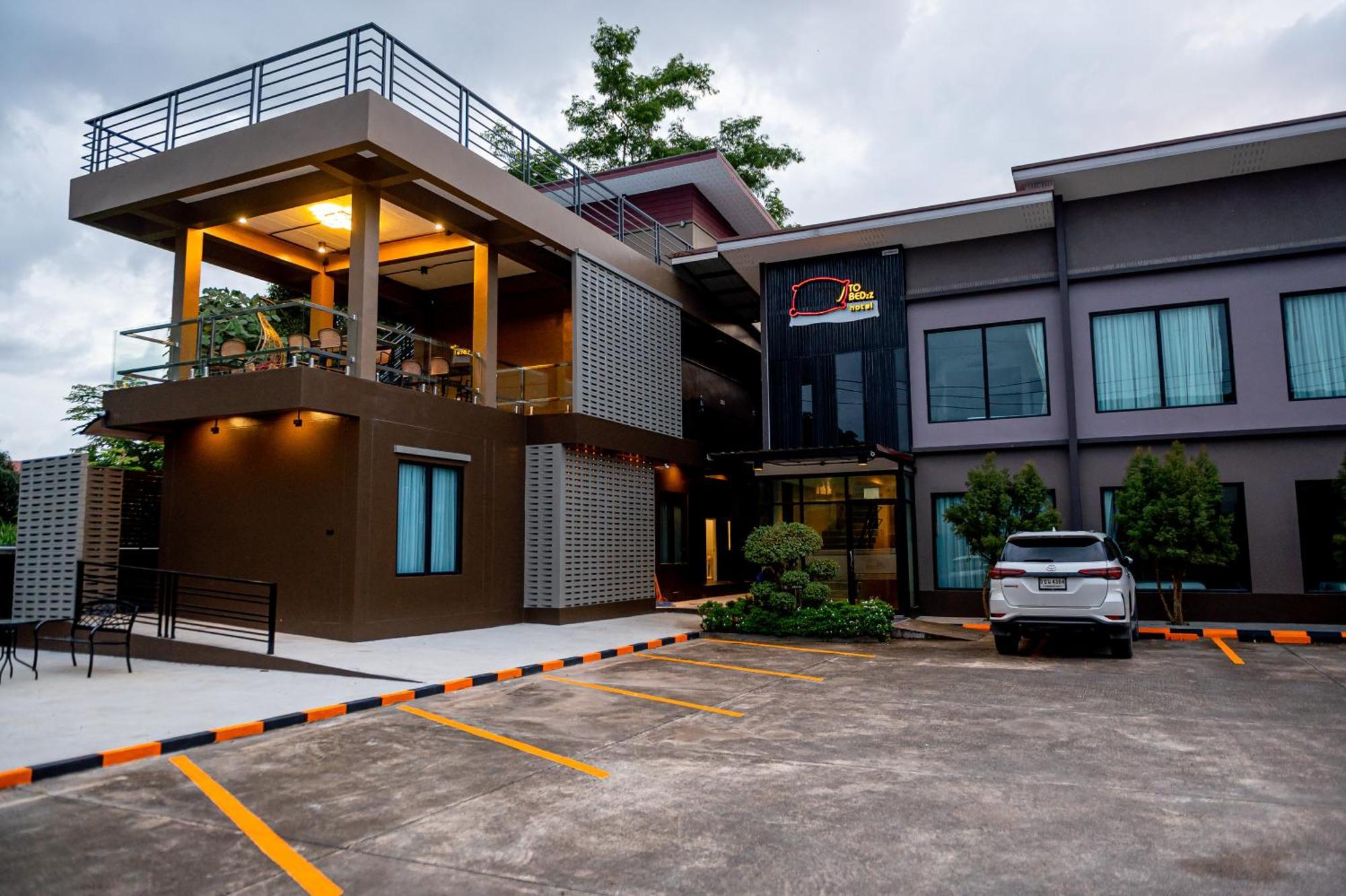 TOBEDzZ HOTEL Ranong Ngoại thất bức ảnh