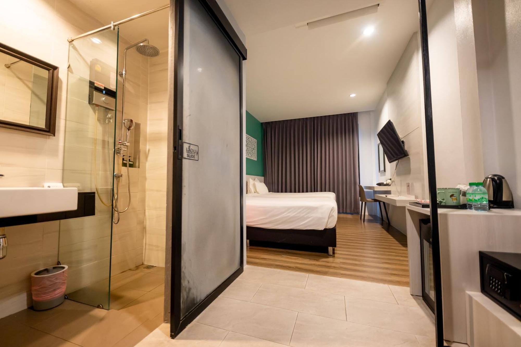 TOBEDzZ HOTEL Ranong Ngoại thất bức ảnh